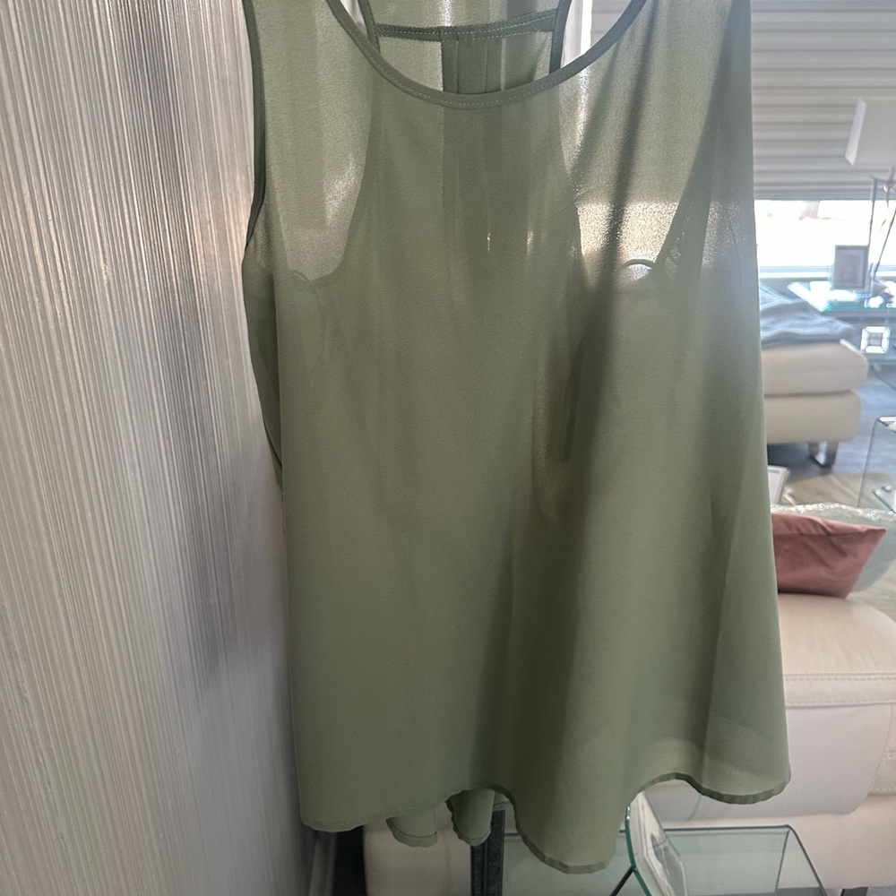 Sheer Green Tank Top - Picture 3 of 4